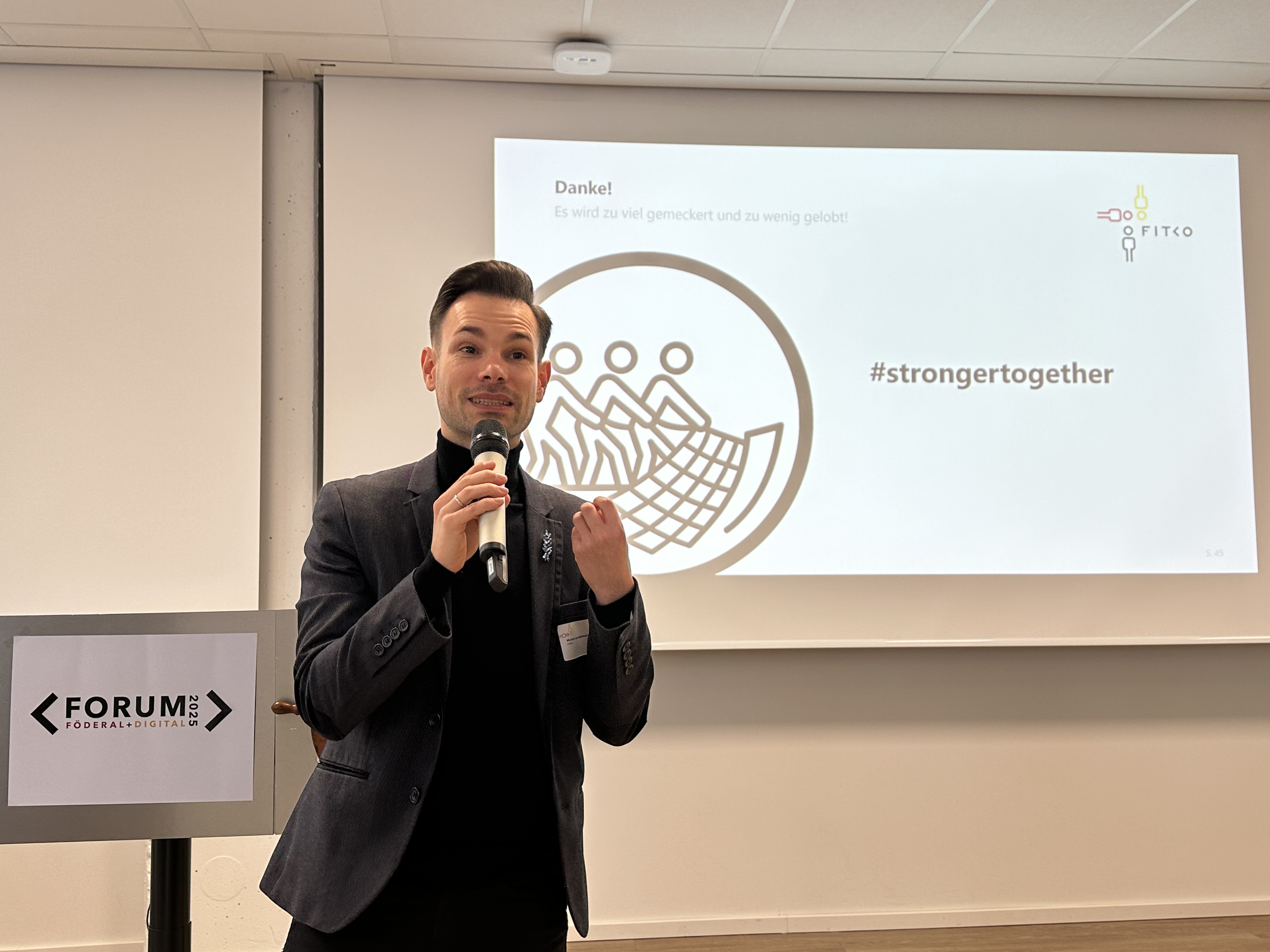 Martin Jedrzejowski beim Vortrag